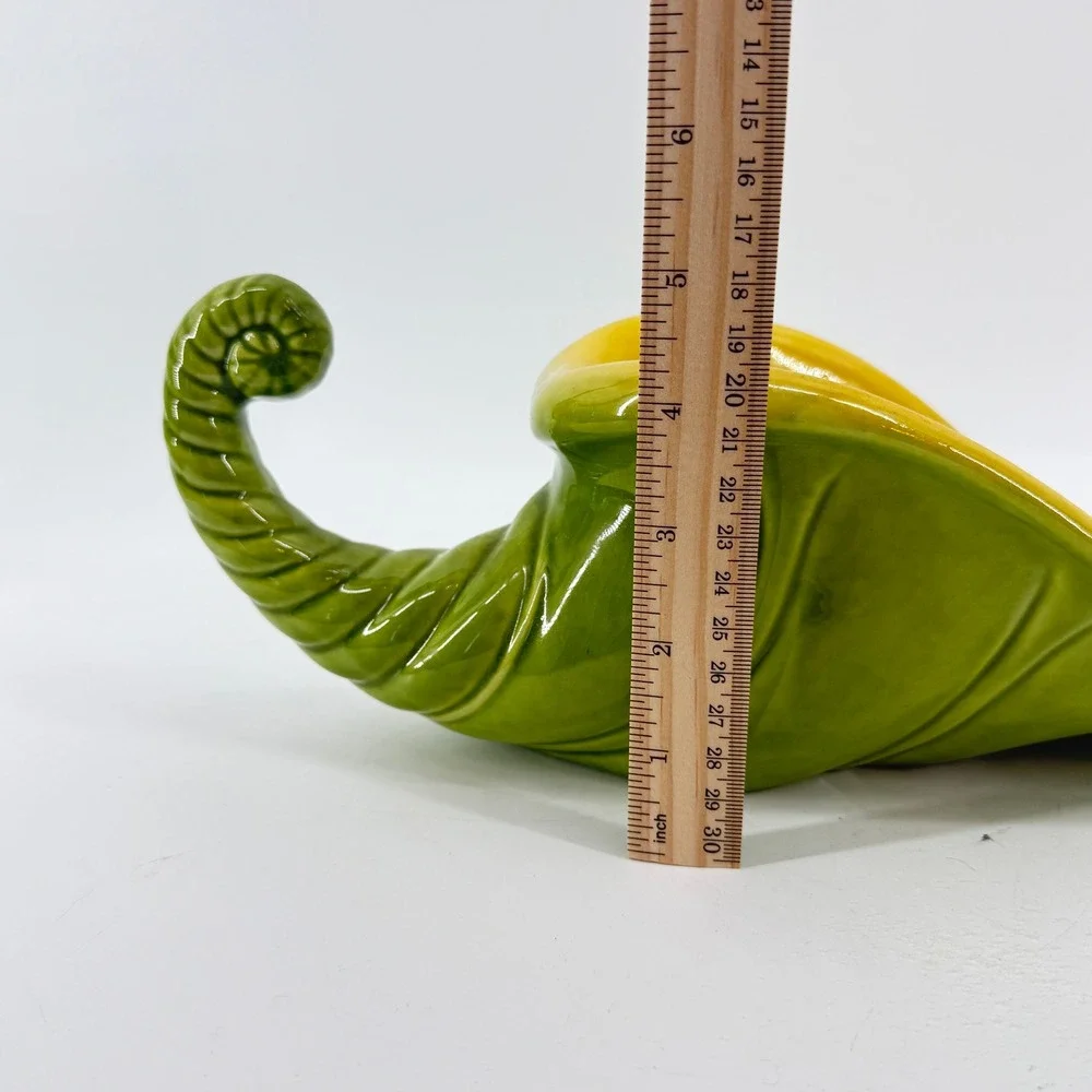 Haegar VTG Ceramic Cornucopia Planter MCM Green Yellow USA Horn of Plenty Decor